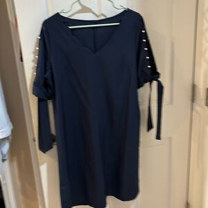 Cute size medium/large, dress, pearl, detail, tie detail sleeve